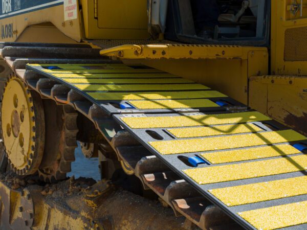 Dozer Maintenance 2 Piece Mats, Standard 28.3″ - Image 2